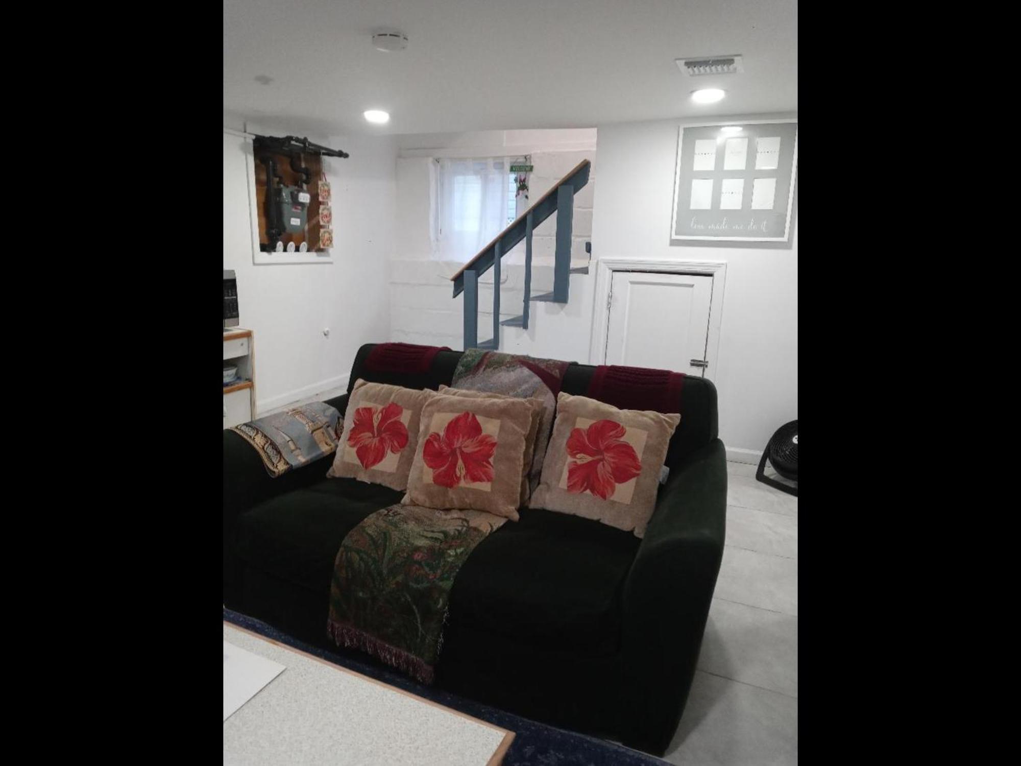 "Cozy Basement Retreat Just 40 Minutes To Nyc!" Apartment Irvington Luaran gambar