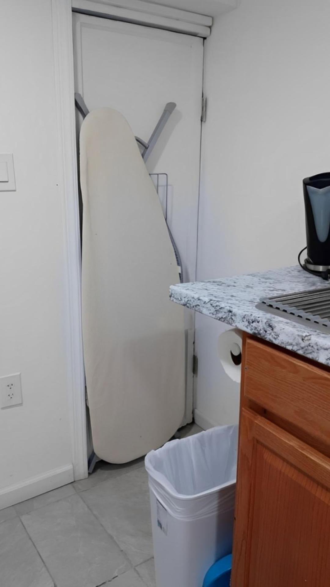 "Cozy Basement Retreat Just 40 Minutes To Nyc!" Apartment Irvington Luaran gambar