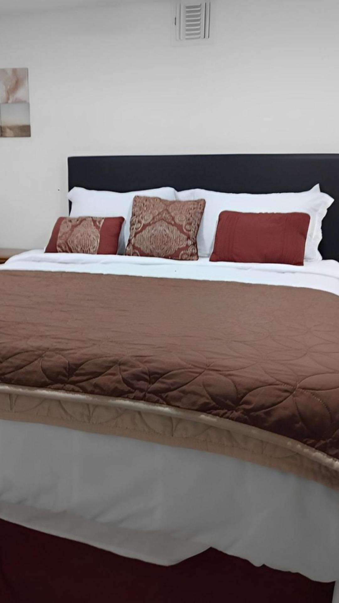 "Cozy Basement Retreat Just 40 Minutes To Nyc!" Apartment Irvington Luaran gambar